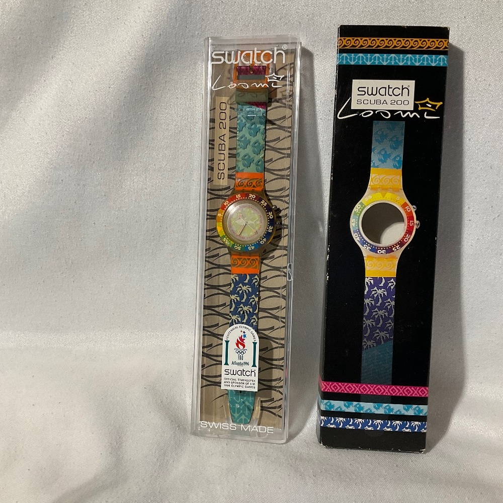 Swatch Scuba  200 Loomi- Mind the Sharks watch